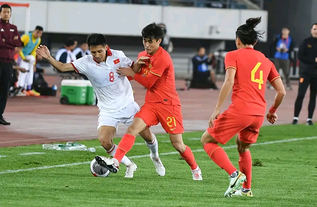 球队备战决赛系列赛,展开紧张训练 球队备战决赛系列赛,展开紧张训练