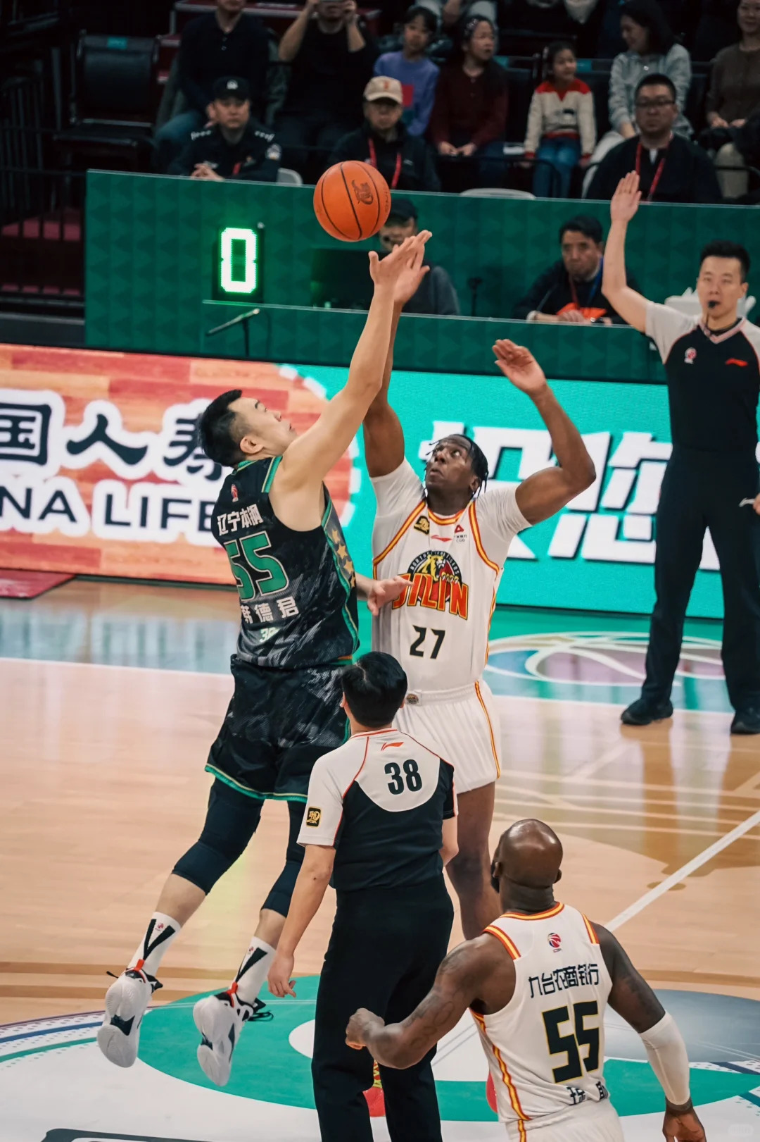 吉林队不敌广东,战绩下滑受困 吉林队不敌广东,战绩下滑受困