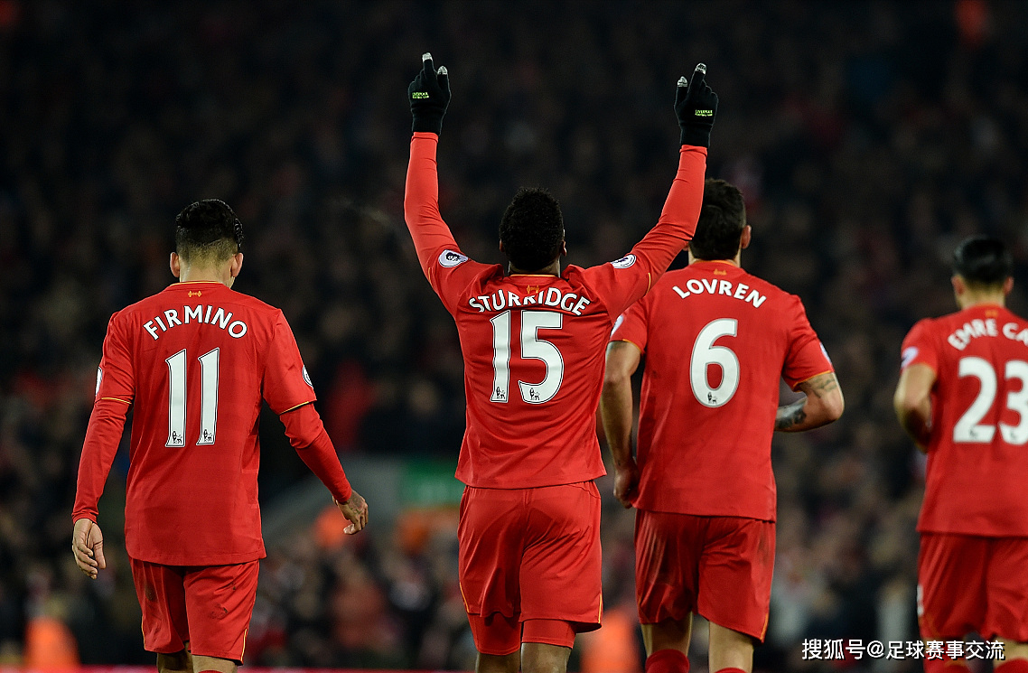 阿贾克斯取得胜利,晋级领跑! 阿贾克斯取得胜利,晋级领跑!