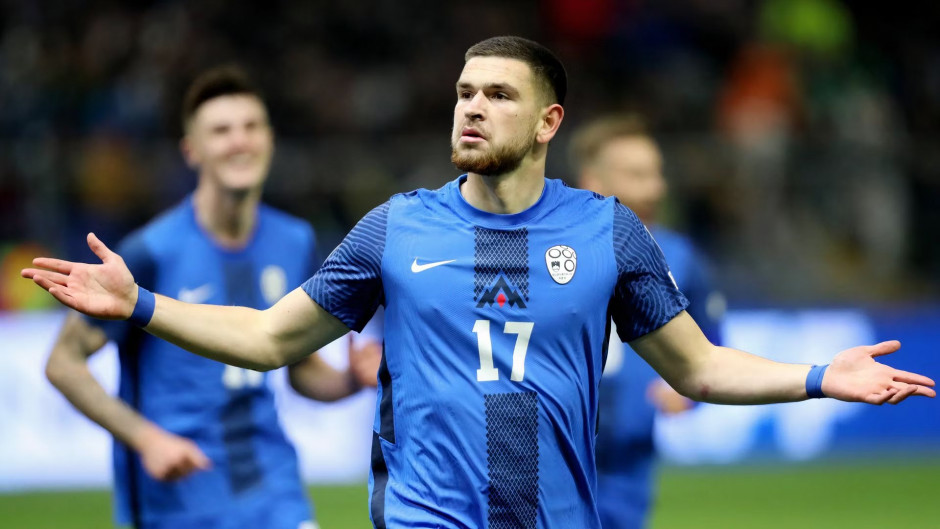 斯洛文尼亚队在欧预赛中获胜 斯洛文尼亚队在欧预赛中获胜