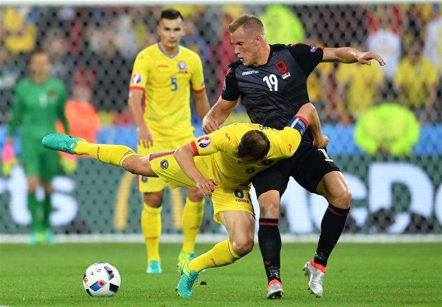 包含罗马尼亚主场逼平法国,积分榜领先位置稳固的词条 包含罗马尼亚主场逼平法国,积分榜领先位置稳固的词条