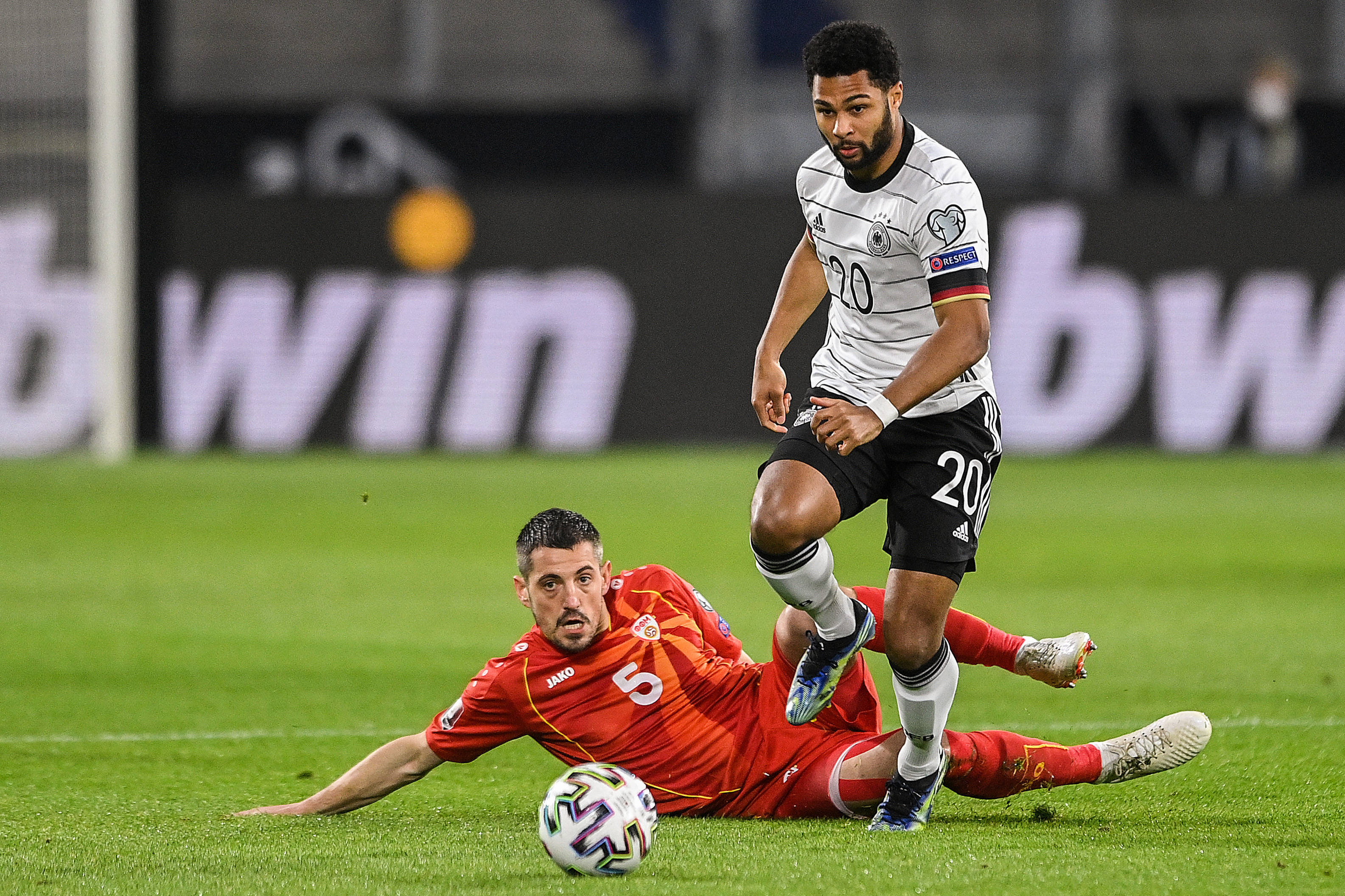 瑞典与乌克兰对决,欧预赛角逐不容错过的简单介绍 瑞典与乌克兰对决,欧预赛角逐不容错过的简单介绍