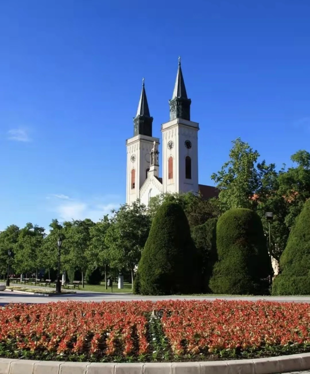 巴黎巨星返回家乡，为荣誉而战