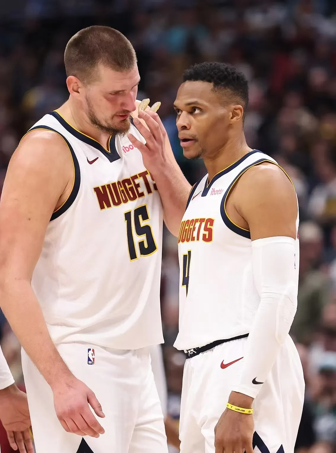 凯尔特人击败掘金,泰伦-卢赢得首胜的简单介绍 凯尔特人击败掘金,泰伦-卢赢得首胜的简单介绍