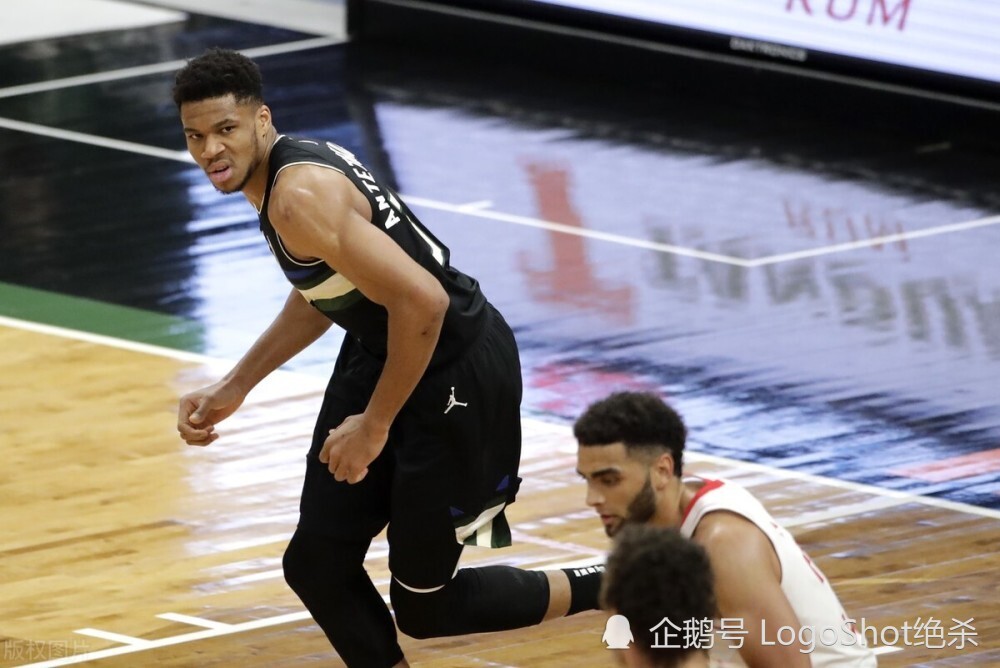 黄蜂击败雄鹿,瓦金尼亚全场23分 黄蜂击败雄鹿,瓦金尼亚全场23分