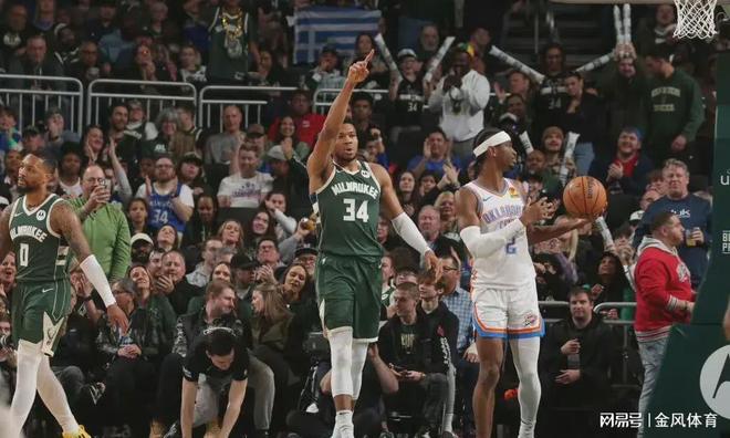 快船负开拓者，西部排名下滑