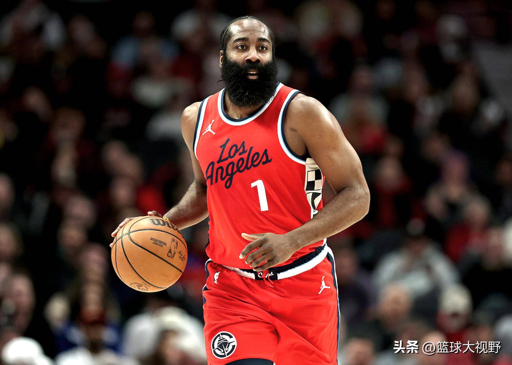 快船负开拓者，西部排名下滑