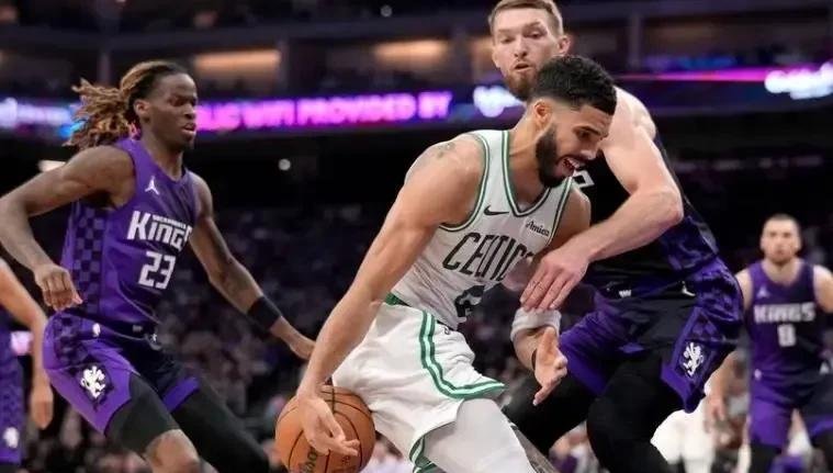 雄鹿击败篮网排名升至第二 雄鹿击败篮网排名升至第二