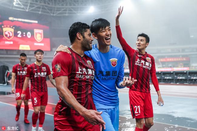 包含恒大收获胜利，球队士气大增的词条