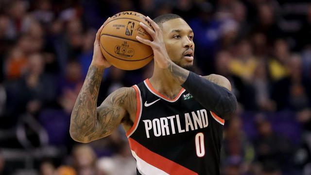 深圳队逆转爵士,利拉德点燃赛场的简单介绍 深圳队逆转爵士,利拉德点燃赛场的简单介绍